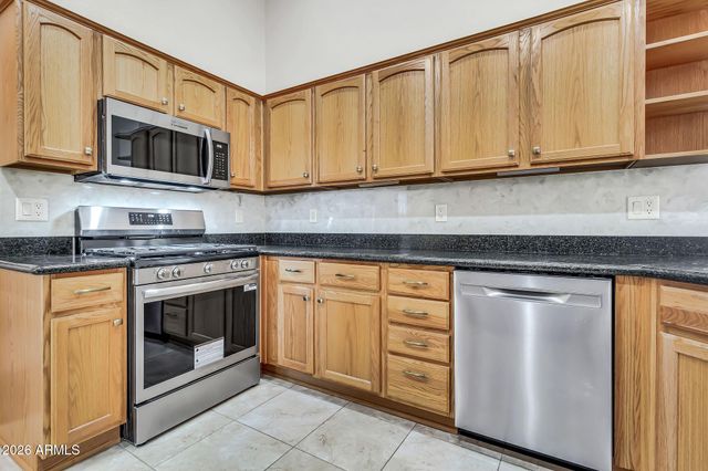 24111 S LAKESTAR Drive, Sun Lakes, AZ 85248