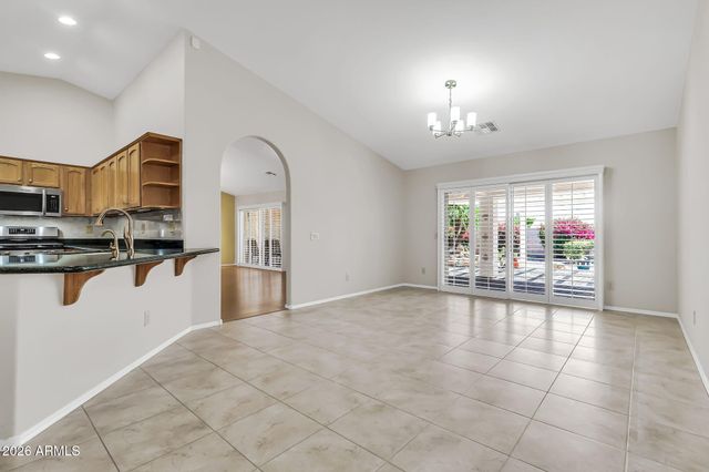 24111 S LAKESTAR Drive, Sun Lakes, AZ 85248