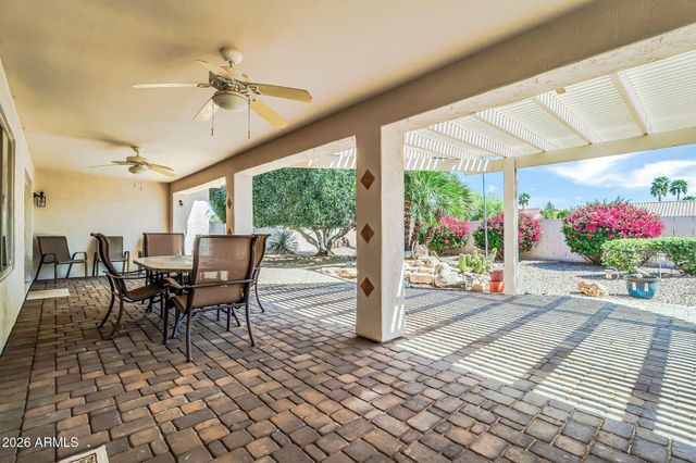 24111 S LAKESTAR Drive, Sun Lakes, AZ 85248