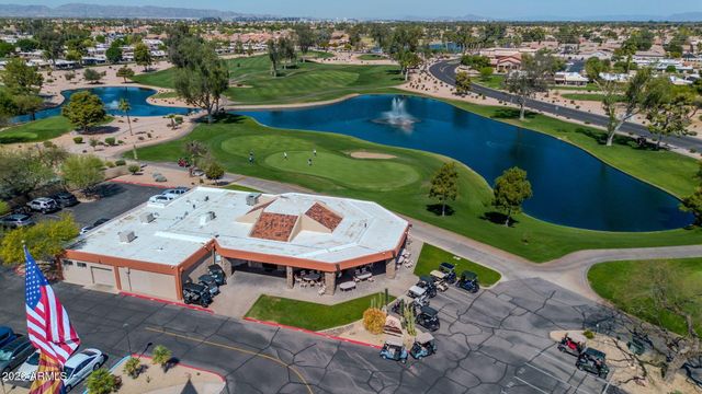 24111 S LAKESTAR Drive, Sun Lakes, AZ 85248