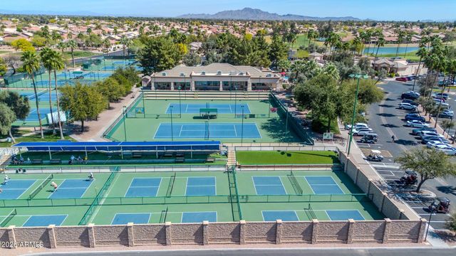 24111 S LAKESTAR Drive, Sun Lakes, AZ 85248