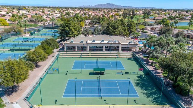 24111 S LAKESTAR Drive, Sun Lakes, AZ 85248