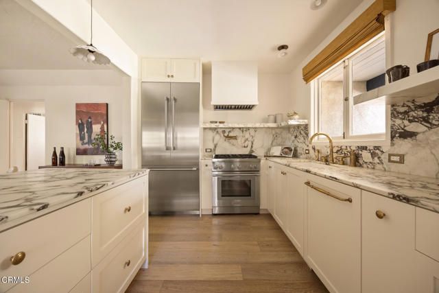 2071 Casa Grande Street, Pasadena, CA 91104