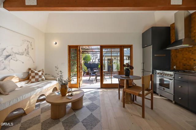 2071 Casa Grande Street, Pasadena, CA 91104