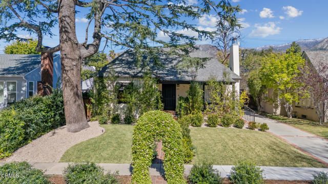 2071 Casa Grande Street, Pasadena, CA 91104