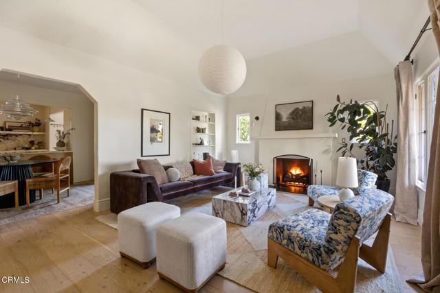 2071 Casa Grande Street, Pasadena, CA 91104