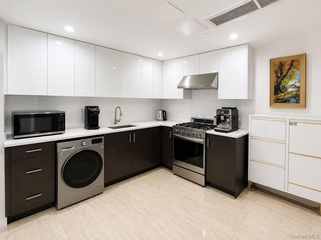 158-16 79th Avenue, Fresh Meadows, NY 11366