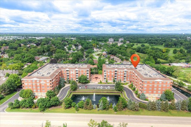 1 ITASCA Place 302, Itasca, IL 60143