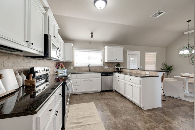 16304 Iron Ridge Road, Edmond, OK 73013