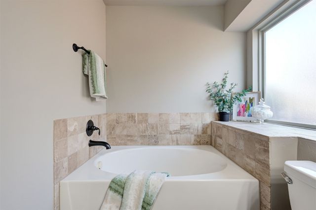 16304 Iron Ridge Road, Edmond, OK 73013