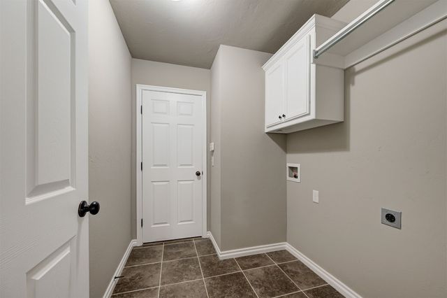 16304 Iron Ridge Road, Edmond, OK 73013