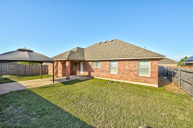 16304 Iron Ridge Road, Edmond, OK 73013