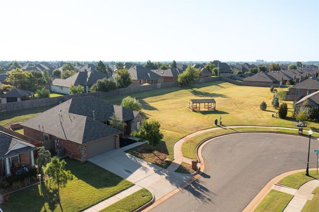 16304 Iron Ridge Road, Edmond, OK 73013