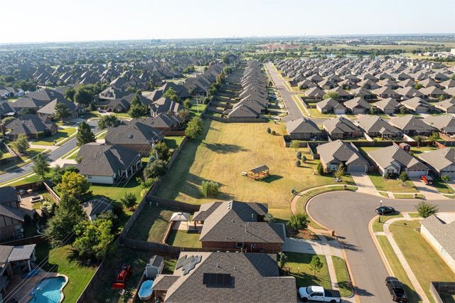 16304 Iron Ridge Road, Edmond, OK 73013