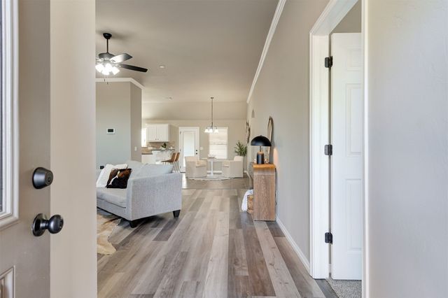 16304 Iron Ridge Road, Edmond, OK 73013