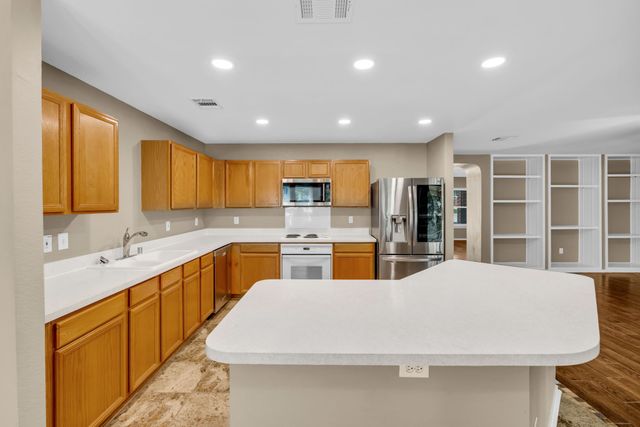 301 Cortland Circle, Roanoke, TX 76262