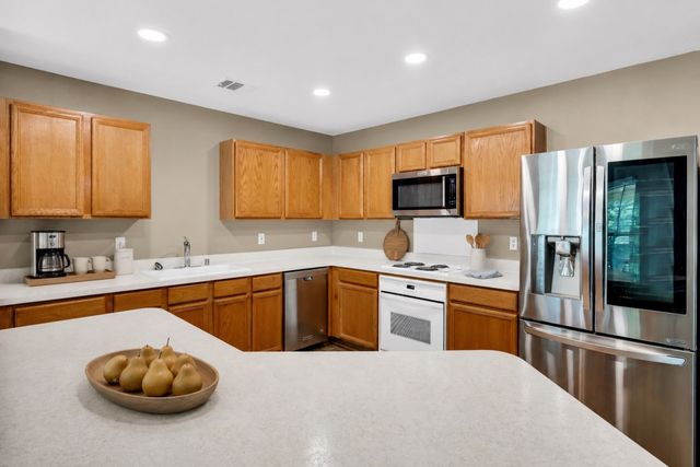 301 Cortland Circle, Roanoke, TX 76262
