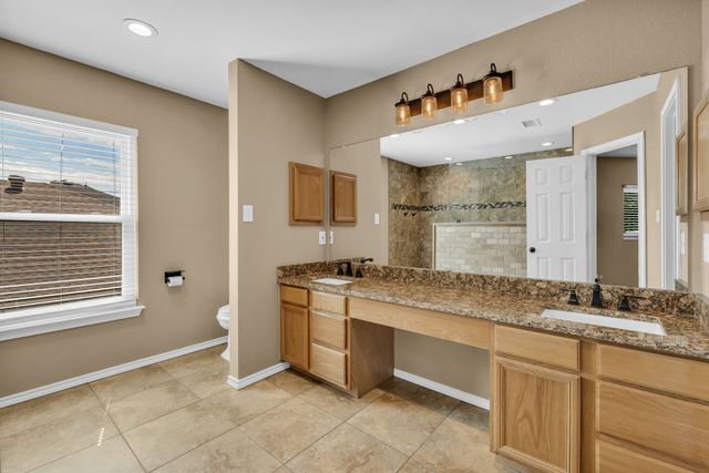 301 Cortland Circle, Roanoke, TX 76262
