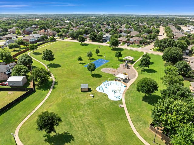 301 Cortland Circle, Roanoke, TX 76262