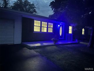 24 Sandy Drive, St Louis, MO 63010