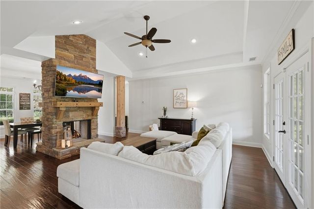 571 Mulberry Road, Winder, GA 30680