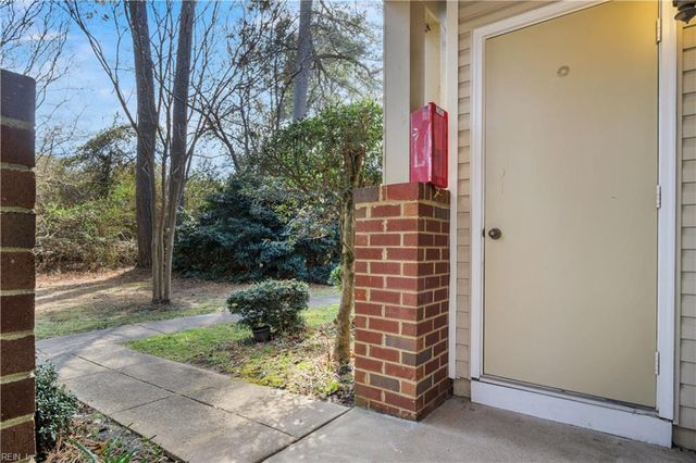 102 Marshall Way Apt F, Williamsburg, VA 23185
