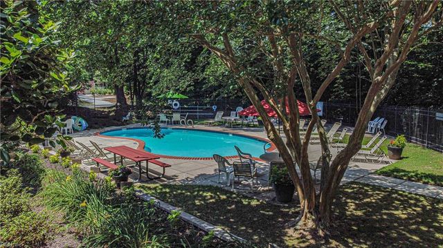 102 Marshall Way Apt F, Williamsburg, VA 23185