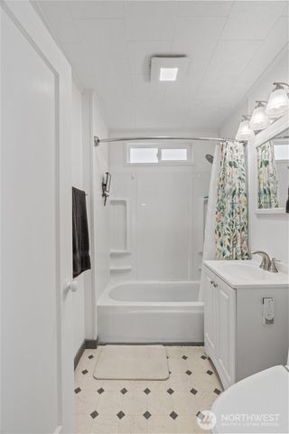 305 Fillmore Street, Hoquiam, WA 98550