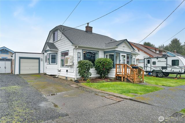 305 Fillmore Street, Hoquiam, WA 98550
