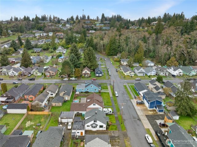 305 Fillmore Street, Hoquiam, WA 98550