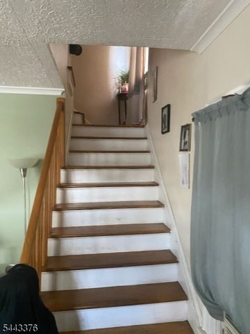 71 E 36Th St, Paterson City, NJ 07514