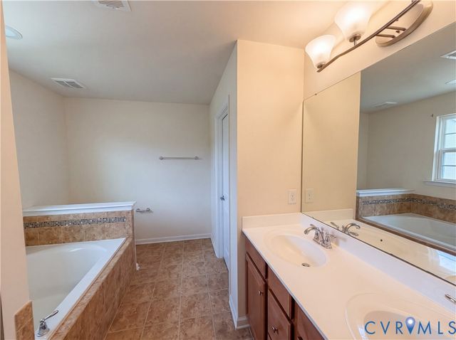 3713 Banana Ln, Midlothian, VA 23112