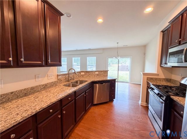 3713 Banana Ln, Midlothian, VA 23112