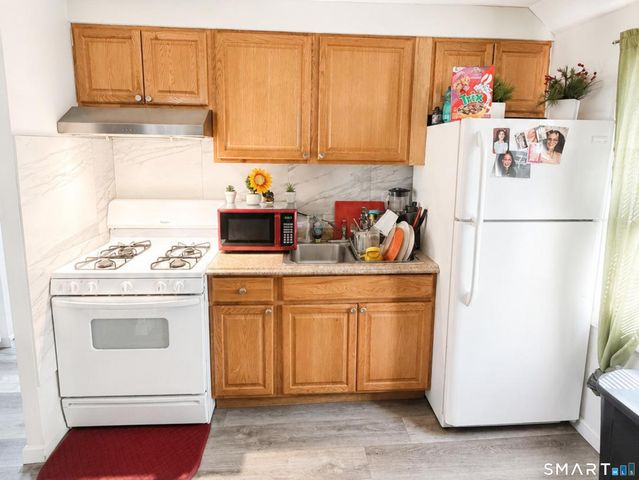 223 Pearl Harbor Street, Bridgeport, CT 06610