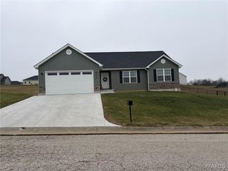 310 Lake Labadie Drive, Labadie, MO 63055