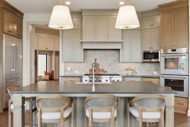 10336 Peony Lane N, Maple Grove, MN 55311