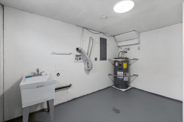 527 E 8th Ave, Spokane, WA 99202