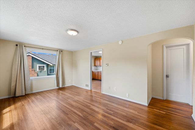 527 E 8th Ave, Spokane, WA 99202