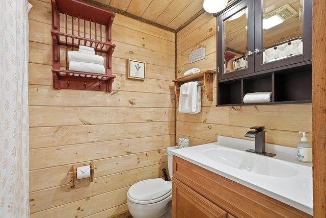 399 Laurel Mountain Road, Blue Ridge, GA 30513