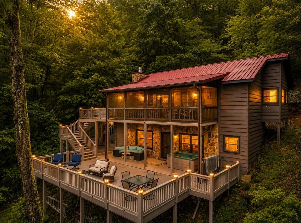 399 Laurel Mountain Road, Blue Ridge, GA 30513