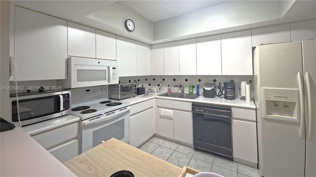 9455 Collins Avenue 501, Surfside, FL 33154