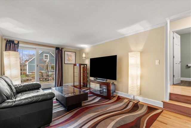 1095 Roosevelt Street, Plymouth, MI 48170