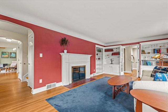 1095 Roosevelt Street, Plymouth, MI 48170