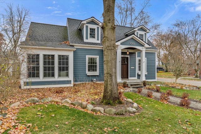 1095 Roosevelt Street, Plymouth, MI 48170