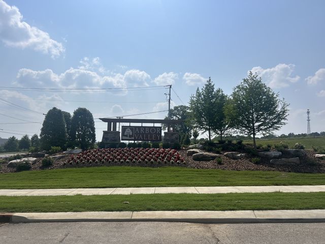 6421 Waymeet Dr, Spring Hill, TN 37174