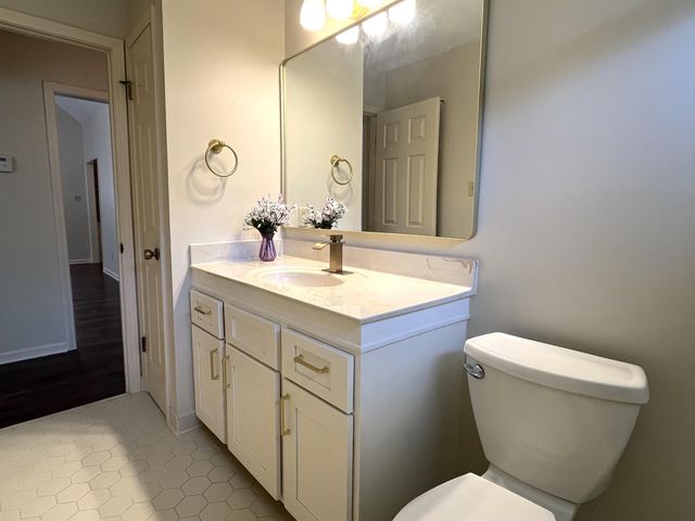 1915 ALLENBY RD, Germantown, TN 38139