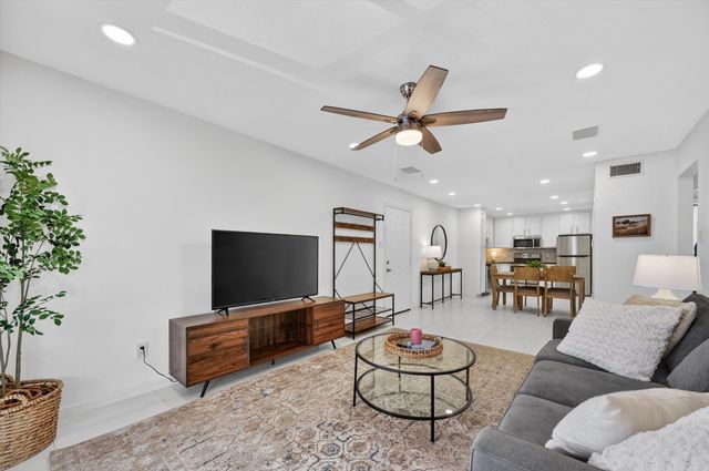 5111 Skillman Street 224, Dallas, TX 75206
