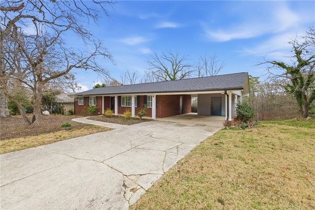 2176 Riverside Drive, Gainesville, GA 30501