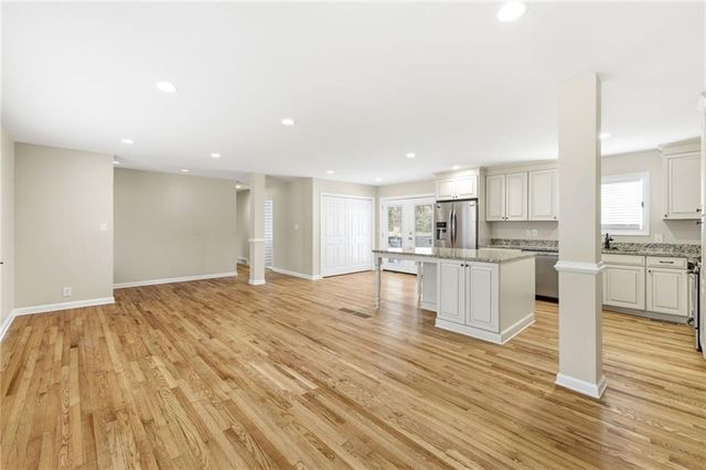 2176 Riverside Drive, Gainesville, GA 30501