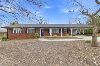 2176 Riverside Drive, Gainesville, GA 30501